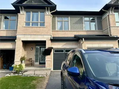 Looking for female roommate