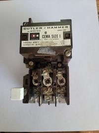 Cutler Hammer NEMA Size 1 Motor Starter
