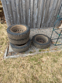 4 goodyear studded winter tires, 60R15 185