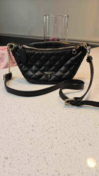 Cute Guess Black Bag, Strap Adjustable