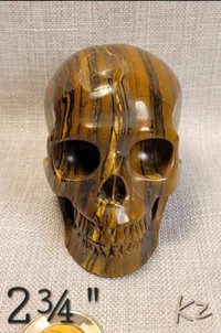 Crâne Skullis de 2¾" Oeil de Fer naturel. Iron Tiger Eye.