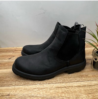 UGG Biltmore waterproof chelsea boot new