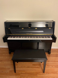 Upright Piano Pearl River UP108D1