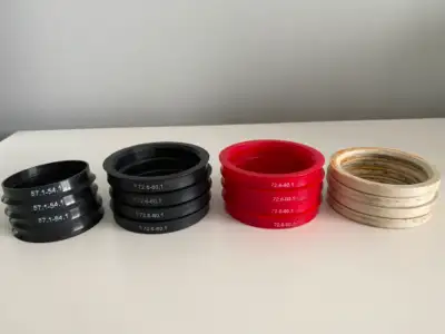 I have various hub centric rings for sale as listed. Asking $10 EACH SET 57.1-54.1 72.6-60.1 (3) 76....