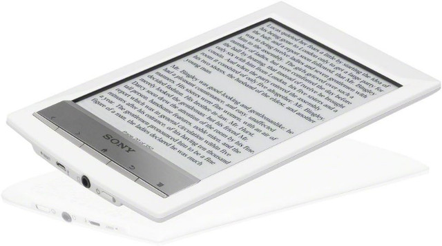 Sony PRS-T1 6" Digital E-Ink Pearl eReader with Wi-Fi in General Electronics in Markham / York Region - Image 2