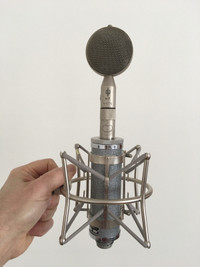 Neumann CMV 563 vintage tube microphone
