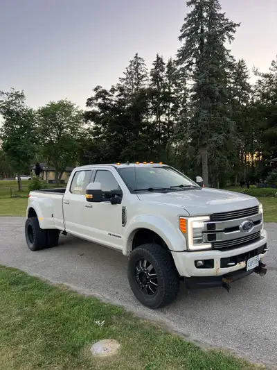 Selling my 2019 Ford 6.7 F450 Limited. I am the original owner. Truck has 251k. Don’t let the high K...