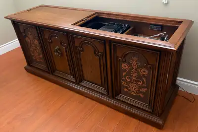 Magnavox Stereo, View more