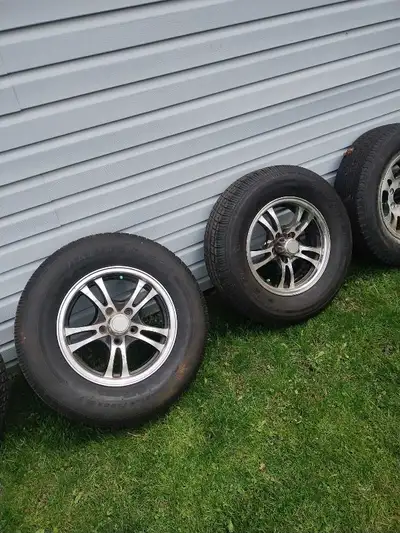 Here are some used ST205/75R15 aluminum trailer tires and rims. They are in fair condition and ready...