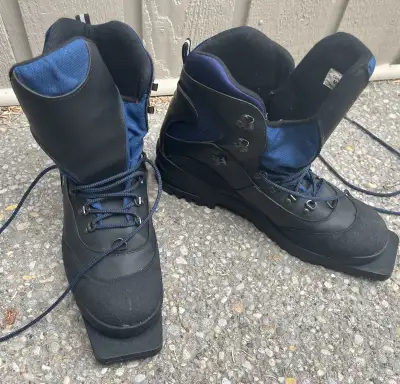 KARHU CONVERT Backcountry X-country 75 mm SKI BOOTS  MENS 13, View more