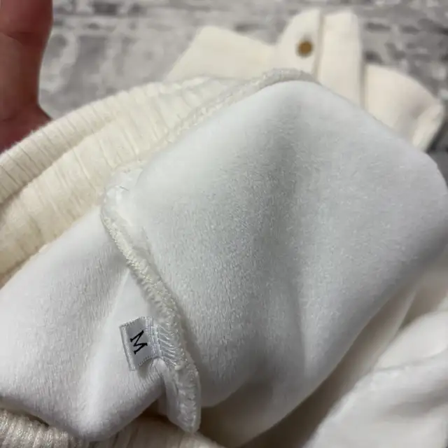 13 DE MARZO SWEATPANTS in Women's - Bottoms in Mississauga / Peel Region - Image 10