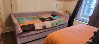 Lit de jour à vendre, View more