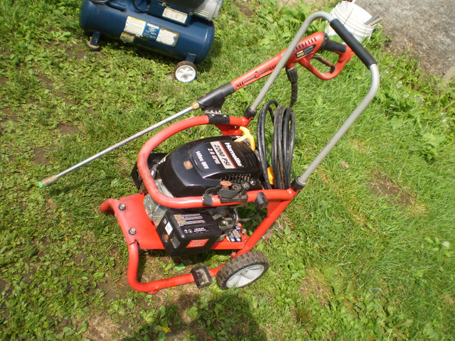Homelite   gas engine   Pressure Washers in Outdoor Tools & Storage in Ottawa - Image 2