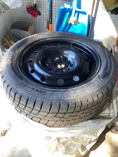 Star fire snow tires on rims Size 205 55 r16