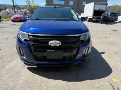 OUVERT AUX ÉCHANGES Ford Edge Sport AWD 2013 193400 kilo 2ieme propriétaire Véhicule vendu tel quel....