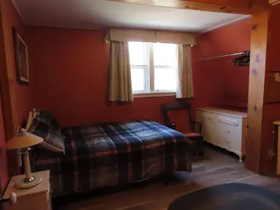 Furnished room in a family home on beautiful Fancy Lake..just minutes from Bridgewater. Use of kitch...