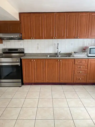 Room for rent available in Scarborough Fully furnished all utilities + wifi included Located at Morn...