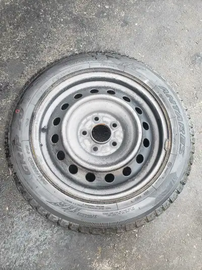 antaras grip 20 winter tires 205 55 16 91h on 5x114.3 Hyundai Elantra rims. Tread measures 8 32nds