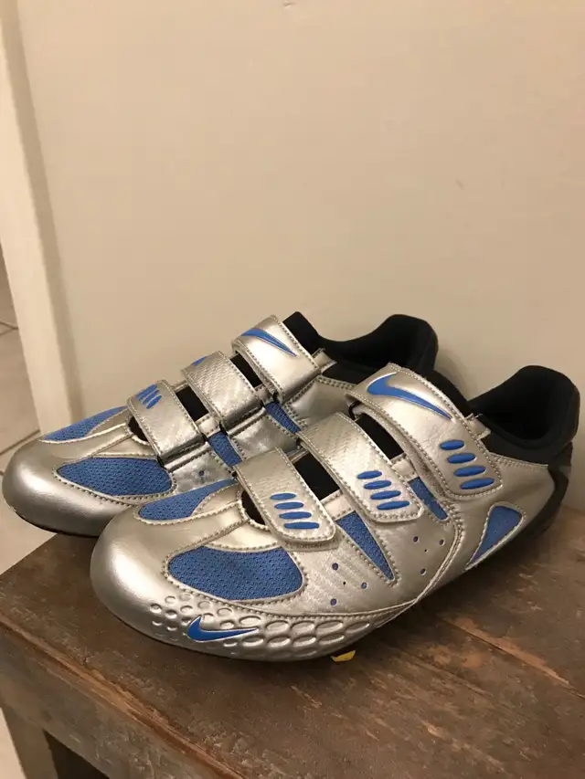 Women’s  Nike Road Bike Shoes Size 41 in Clothing, Shoes & Accessories in Markham / York Region - Image 2