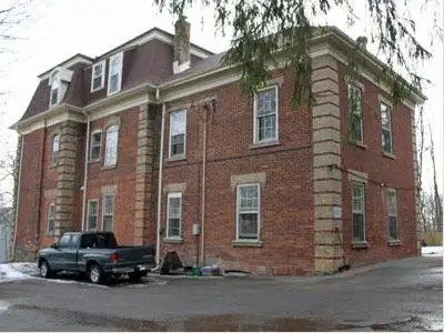 1 Bedroom, 1 bathroom . Walking distance to Downtown, Georgetown. Available immediately in a quaint...