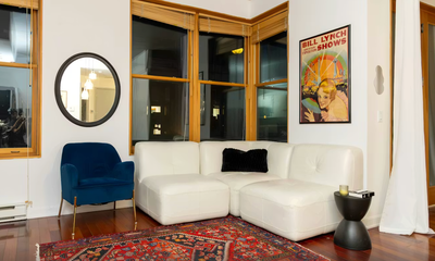 FURNISHED LOFT – OLD MONTREAL Furnished loft-style condo in Old Montreal, located in a quiet buildin...