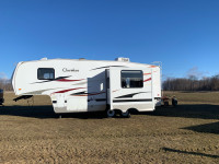 2010 Forest River Cherokee 24.5 5th wheel