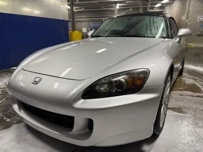 2005 Honda S2000 Tires - 6k on them No accidents No lines Clean car Originally from US Mature owner...