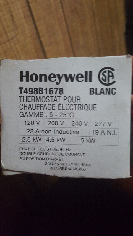Honeywell Elictric Heat Thermostat dans Autres équipements commerciaux et industriels  à Owen Sound - Image 4