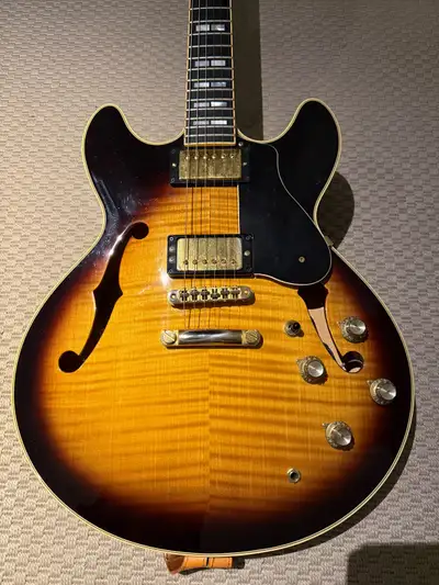 Yamaha SA2200 Electric Semi-Hollow Guitar, View more