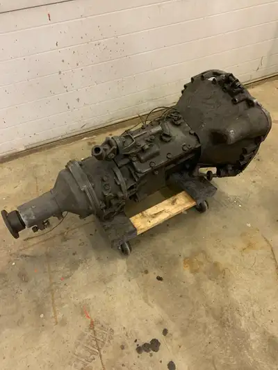 Complete Jaguar 4 speed manual gearbox with Laycock de Normanville overdrive sourced from a Jaguar 4...