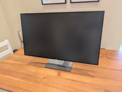 Dell UltraSharp U2719DC Monitor 27", View more
