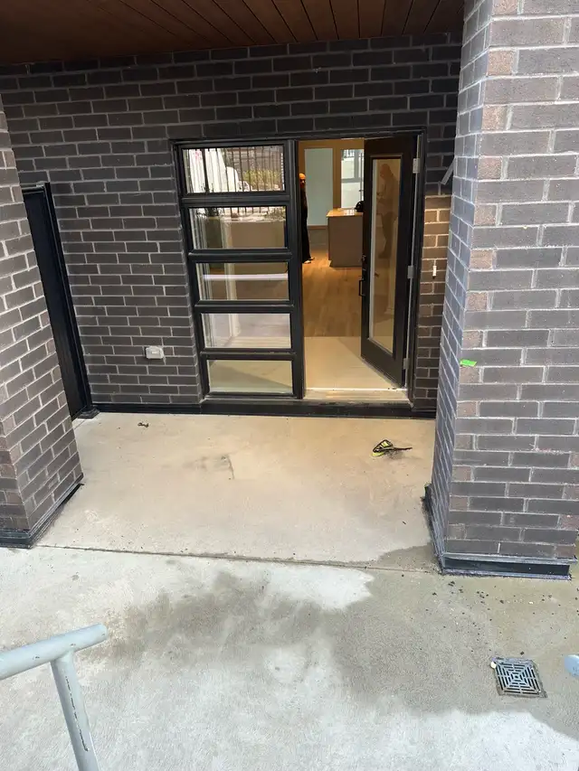 townhouse for rent in Long Term Rentals in Oakville / Halton Region - Image 2
