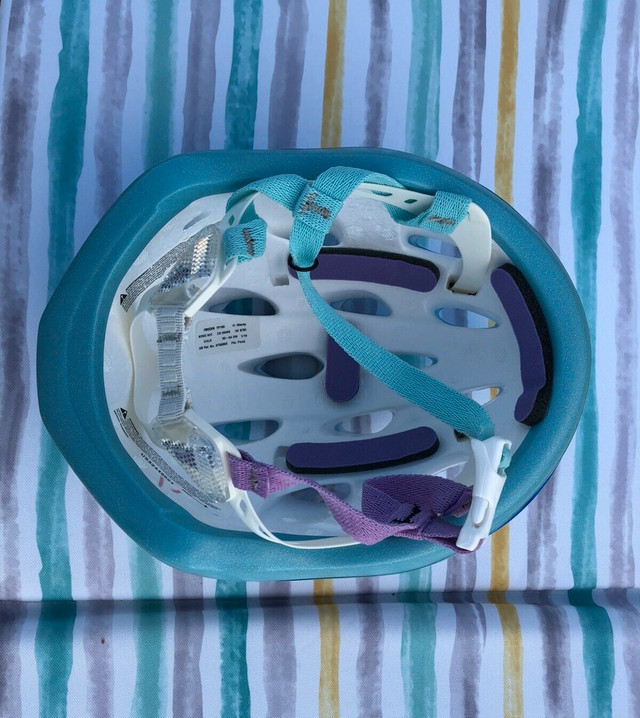 Casque vélo pour filles NEUF dans Enfants  à Ville de Montréal - Image 4