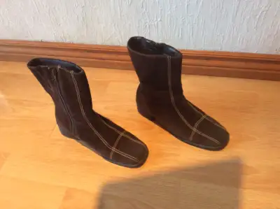 WOMENS SWEDE LEATHER BROWN BOOTS (WIDE), View more