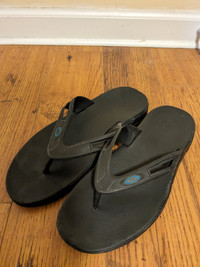 OAKLEY flip flops