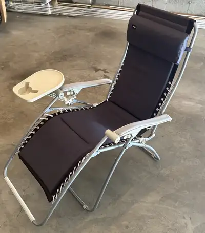 Zero gravity outdoor lounge reclining chair for deck or camping. Swivel drink/ eat tray upgrade. Dar...