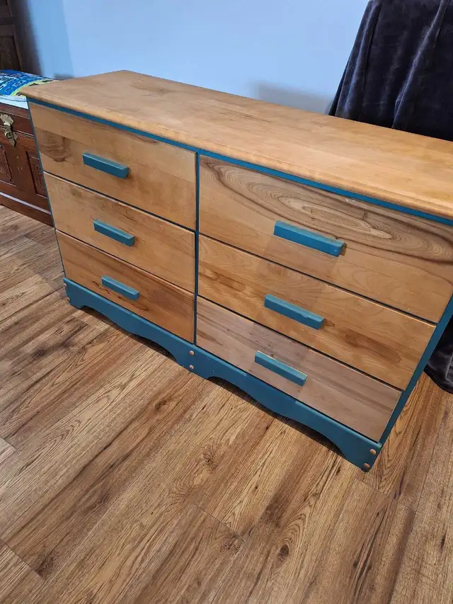 Bedroom dresser cabinet in Dressers & Wardrobes in Kingston - Image 3