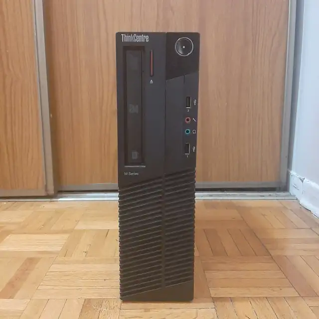 ThinkCentre M82 SFF i5 8GB Win11 in Desktop Computers in City of Toronto - Image 2