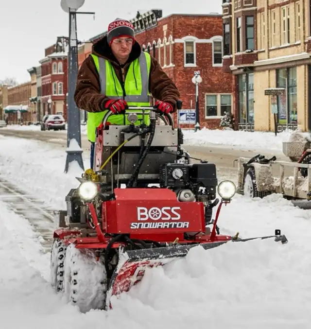 Crew Leader / Sidewalk Crew in General Labour in City of Toronto - Image 2