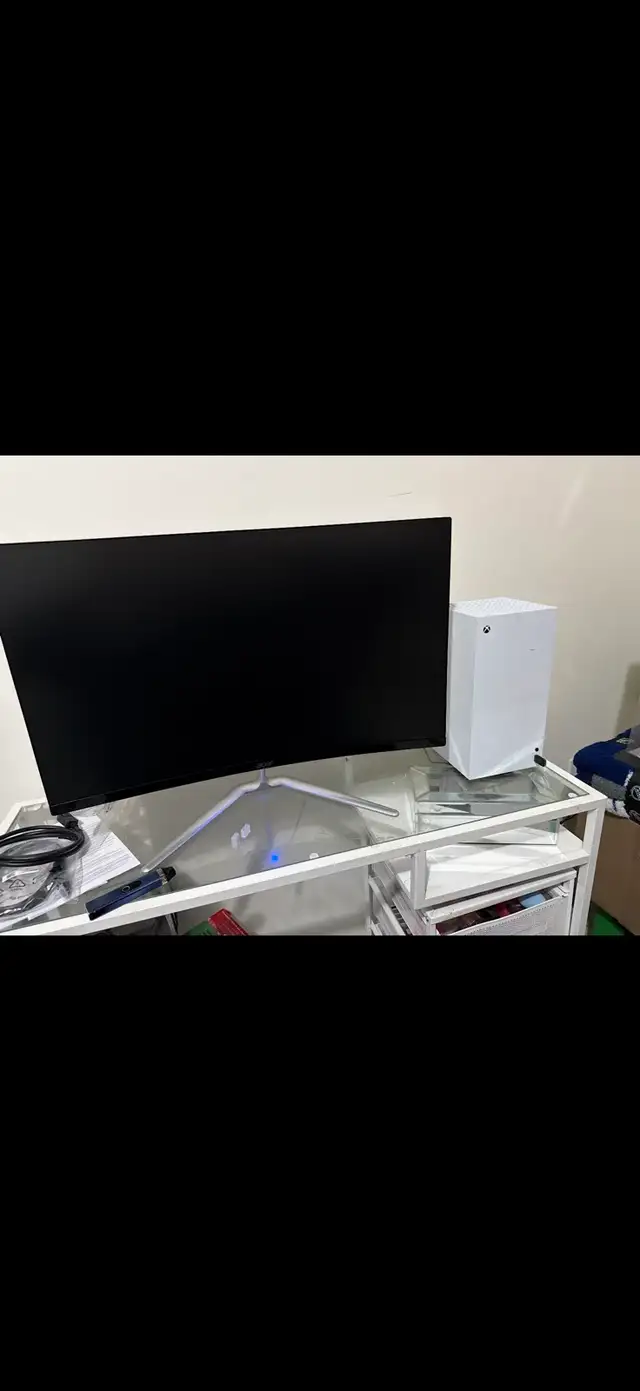 Acer EDA270U Pbmiipx 27" WQHD 1500R Curved Widescree in Monitors in Brantford - Image 3