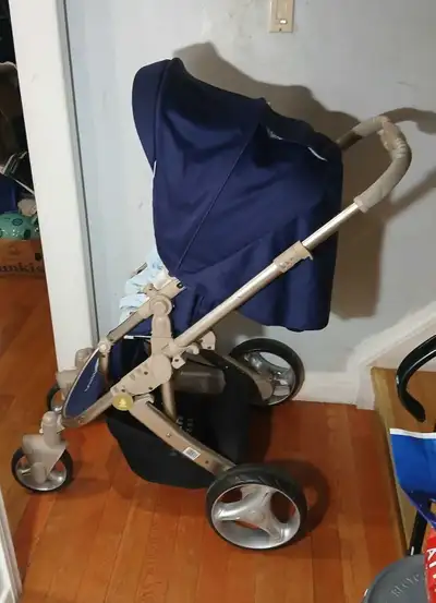 This stroller is in used condition, perfect for navigating city streets or park trails with your lit...
