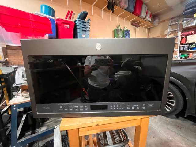 GE Profile Over the range microwave oven in Microwaves & Cookers in Calgary - Image 3