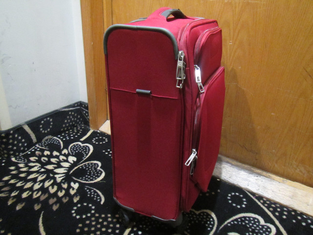 20" Samsonite Luggage Carry On Suitcase in Bags & Luggage in City of Toronto - Image 4