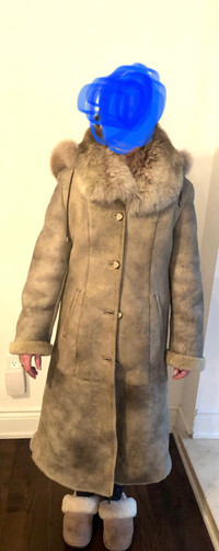 Shearling coat with large fox fur hoodie , large 