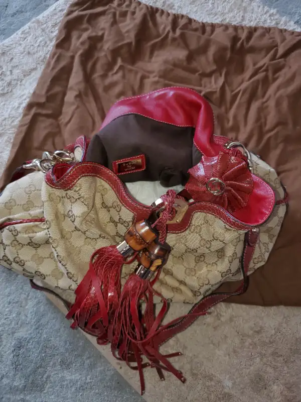 Two authentic GUCCI bags in Women's - Bags & Wallets in City of Toronto - Image 5