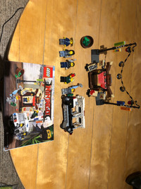 Lego set 70607 - NINJAGO City chase