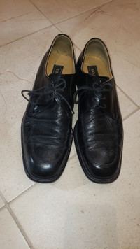 Boys Formal Shoes, size 42EU - 9-9.5US - Pickup in Richmond Hill