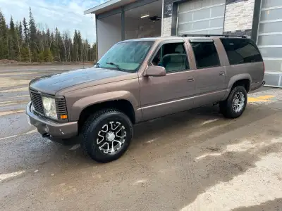 1997 GMC 1500 SUBURBAN SUPERCHARGED. 4X4 CUSTOM BUILT 350 VORTEX AUTO. WHIPPLE SUPERCHARGER. FULL LE...