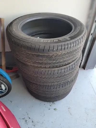 Selling a set of 4 Michelin Total Performance All Season Tires in good condition. out from Lexus Rx3...