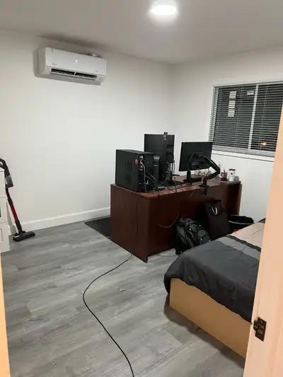 1 bedroom in 2 years new 2 bdrm apartment in Windsor